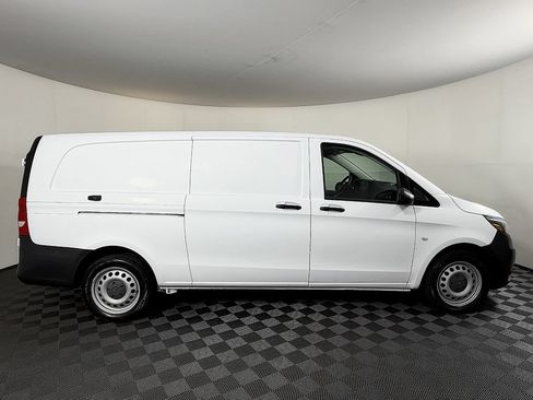Used 2020 Mercedes-Benz Metris image 7