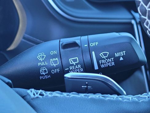 New 2025 Jeep Grand Cherokee Altitude AWD/4WD image 25