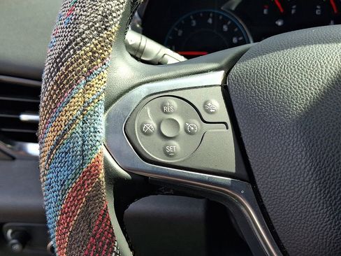 Used 2023 Chevrolet Traverse LT w/ LPO, Floor Liner Package AWD/4WD image 27