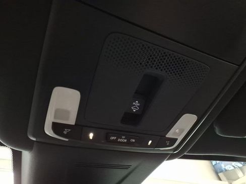 Certified 2025 Honda CR-V Sport Touring image 21