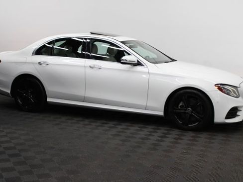 Used 2018 Mercedes-Benz E 300 4MATIC w/ Premium 1 Package image 3