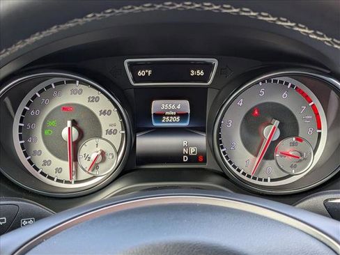 Used 2016 Mercedes-Benz GLA 250 image 11