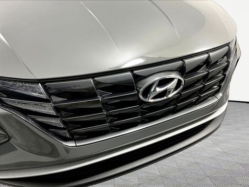 Used 2024 Hyundai Tucson SE FWD image 32