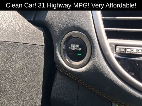 Used 2019 Chevrolet Trax LT w/ LT Convenience Package FWD image 23