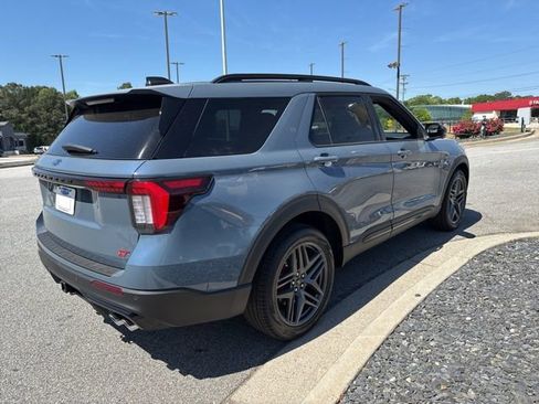 New 2026 Ford Explorer ST image 11