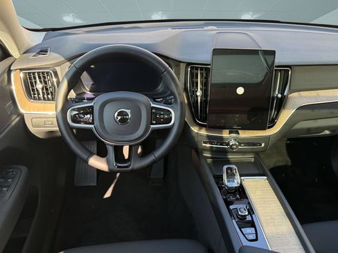 New 2026 Volvo XC60 B5 Plus w/ Protection Package Premier AWD/4WD image 29