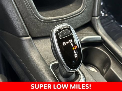 Used 2018 Cadillac XT5 Platinum w/ Driver Assist Package AWD/4WD image 21