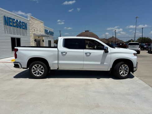 Used 2021 Chevrolet Silverado 1500 LTZ w/ LTZ Premium Texas Edition AWD/4WD image 2