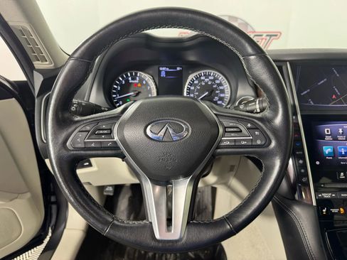 Used 2018 INFINITI Q50 Luxe w/ Sensory Package (Luxe) image 13