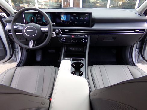 Used 2025 Hyundai Sonata SEL AWD/4WD image 27