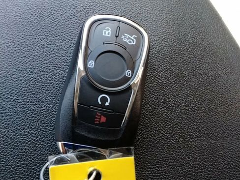 Used 2021 Chevrolet Equinox LT AWD/4WD image 28