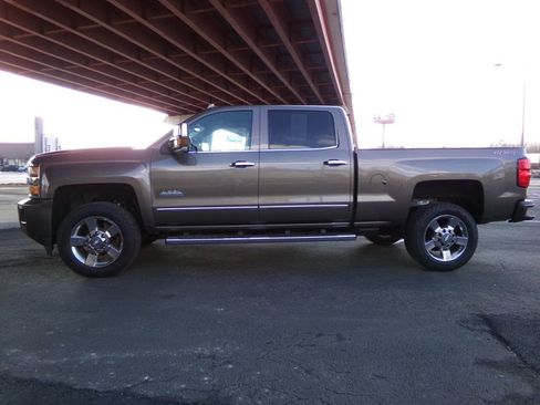 Used 2015 Chevrolet Silverado 2500 High Country w/ Duramax Plus Package image 1