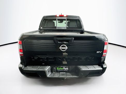 Used 2022 Nissan Frontier SV RWD image 7