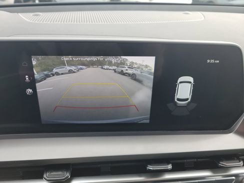 Certified 2025 Kia Telluride S image 34