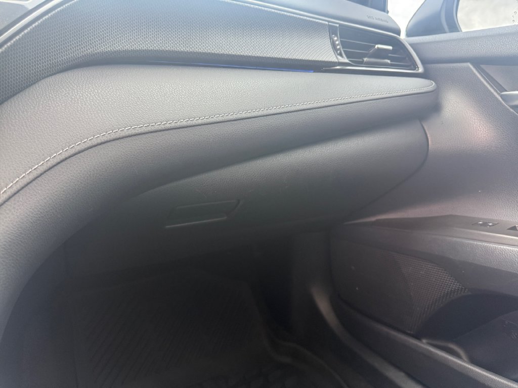 Used 2022 Toyota Camry XSE w/ Navigation Package FWD image 17