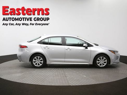 Used 2024 Toyota Corolla LE image 43