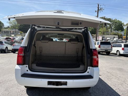 Used 2016 Chevrolet Tahoe LT image 5