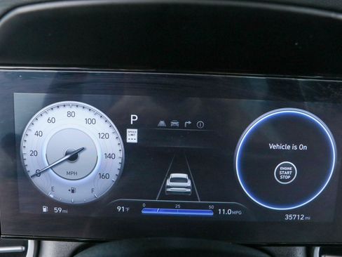 Used 2024 Hyundai Elantra SEL w/ Convenience Package FWD image 15