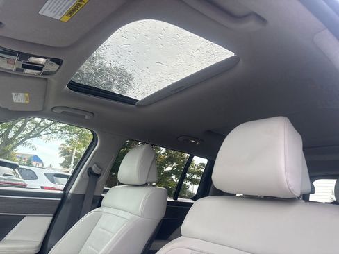 Used 2024 Hyundai Santa Fe Limited image 14