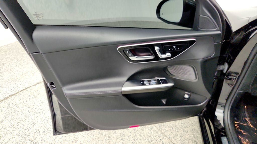 Used 2024 Mercedes-Benz C 300 4MATIC Sedan image 11