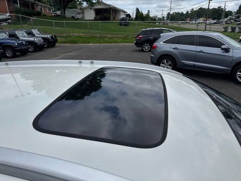 Used 2012 Honda CR-V EX-L image 11