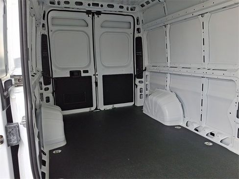 New 2026 RAM ProMaster 2500 w/ Convenience Group image 15