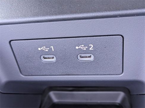 New 2026 Nissan Armada SL w/ Captain's Chari Seat Package image 27