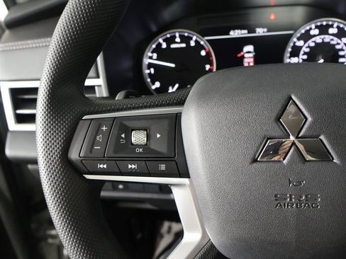 New 2026 Mitsubishi Outlander ES AWD/4WD image 37