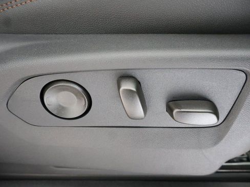 New 2026 GMC Sierra 1500 AT4 w/ Technology Package image 44