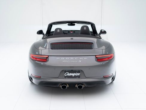 Certified 2017 Porsche 911 Carrera S image 10