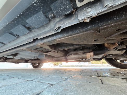 Used 2003 Lincoln Town Car Cartier image 63