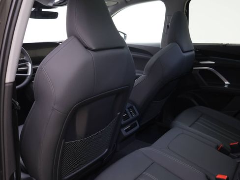 Used 2025 Audi Q5 Premium Plus w/ Premium Plus AWD/4WD image 12