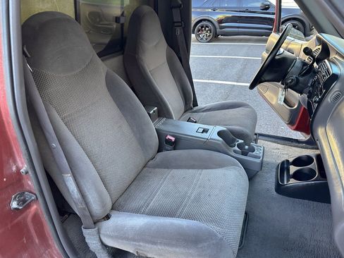 Used 1999 Ford Ranger XLT AWD/4WD image 25
