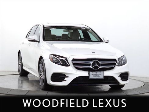 Used 2017 Mercedes-Benz E 300 E 300 4MATIC image 1