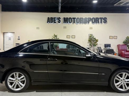 Used 2006 Mercedes-Benz CLK 350 Coupe image 8