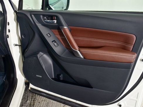 Used 2018 Subaru Forester 2.5i Touring w/ Popular Package #2 image 25