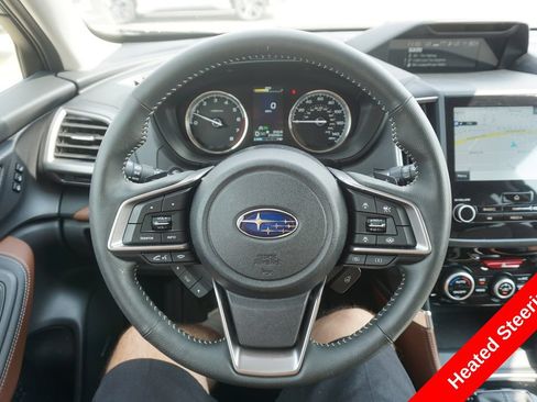 Used 2024 Subaru Forester Touring AWD/4WD image 3