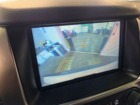 Used 2019 Chevrolet Tahoe LT w/ Luxury Package image 31