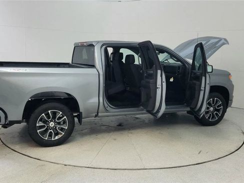 Used 2024 Chevrolet Silverado 1500 RST AWD/4WD image 42