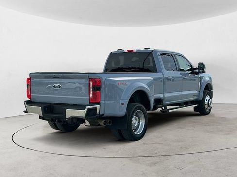 Certified 2025 Ford F450 Lariat w/ FX4 Off-Road Package AWD/4WD image 5