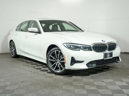 Used 2020 BMW 330i xDrive Sedan w/ Premium Package AWD/4WD image 9