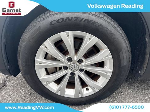 Used 2018 Volkswagen Tiguan SE AWD/4WD image 9