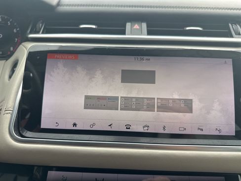 Used 2018 Land Rover Range Rover Velar R-Dynamic HSE image 18