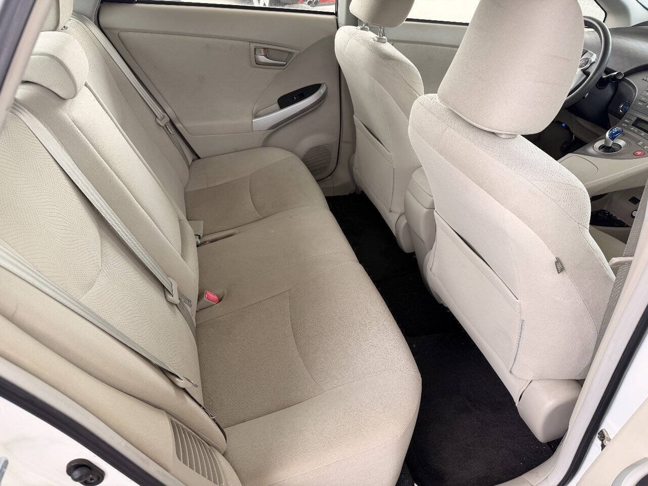 Used 2013 Toyota Prius Two FWD image 12