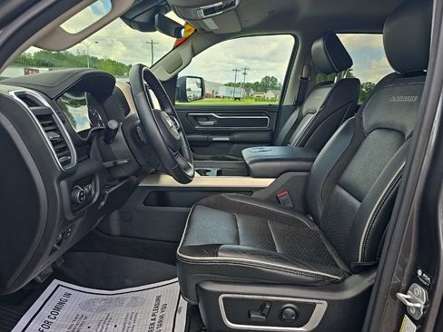 Certified 2022 RAM 1500 Laramie image 17