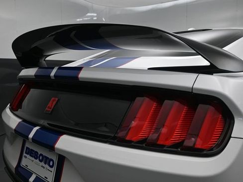 Used 2017 Ford Mustang Shelby GT350R w/ GT350R Equipment Group 920A RWD image 15