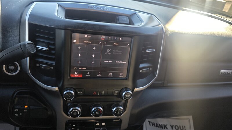 Used 2024 RAM 3500 Big Horn AWD/4WD image 15