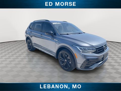 Used 2024 Volkswagen Tiguan SE R-Line AWD/4WD image 2