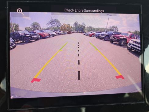 Used 2025 Jeep Grand Cherokee Laredo X w/ Luxury Tech Group I RWD image 20