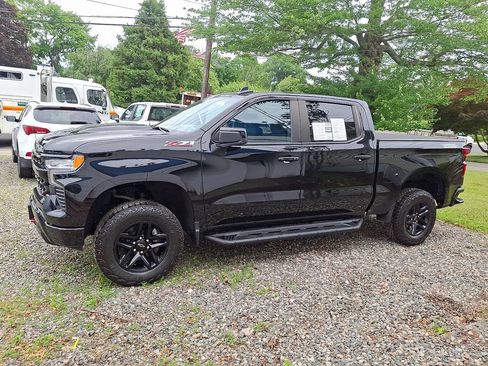 Used 2024 Chevrolet Silverado 1500 LT Trail Boss AWD/4WD image 4